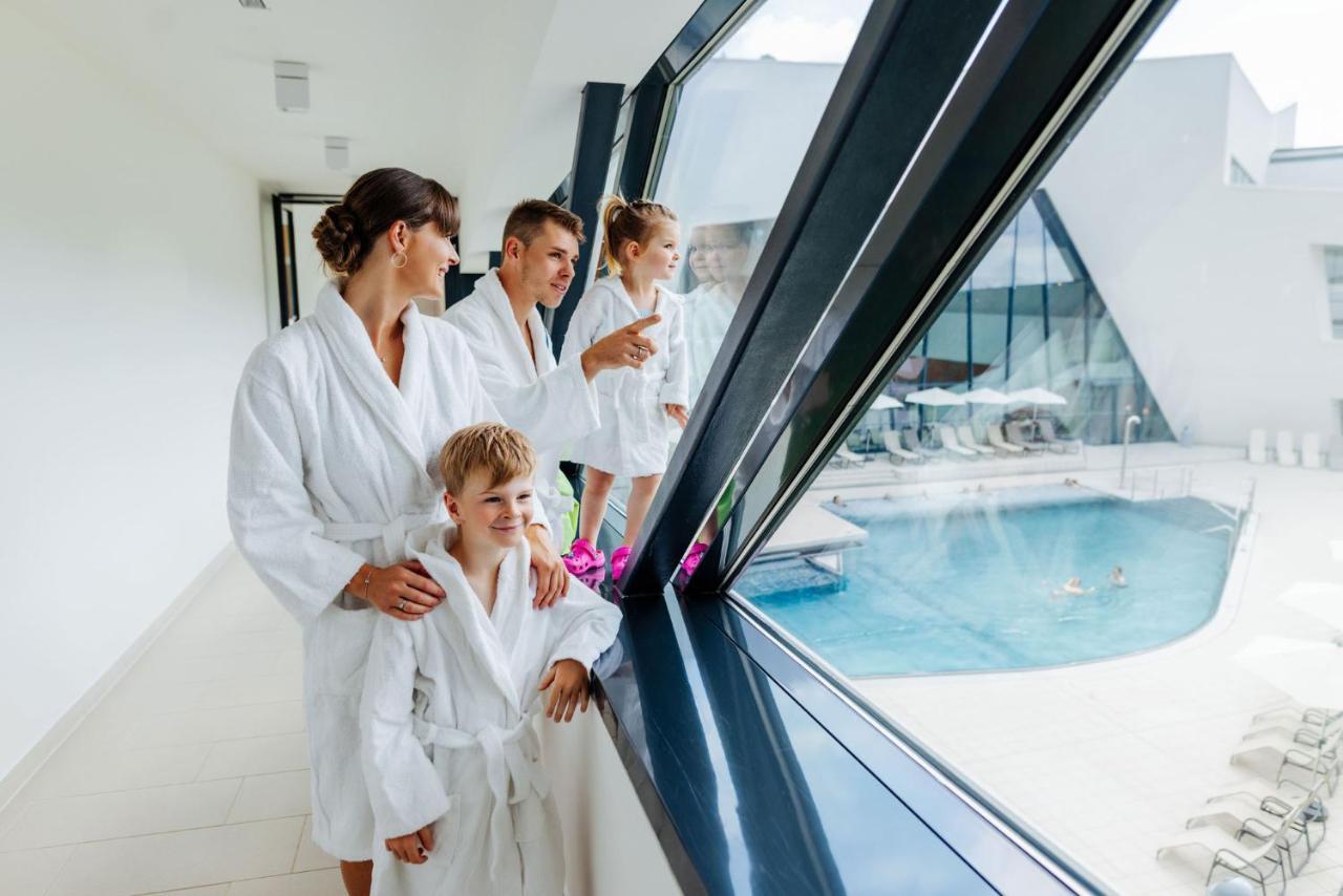 Thermenhotel Karawankenhof Філлах Екстер'єр фото